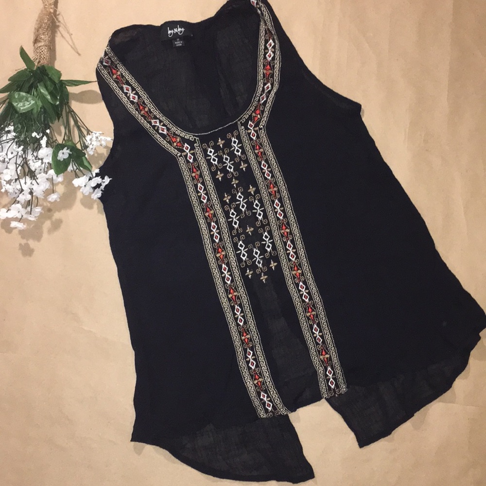 Adorable open-back tank top